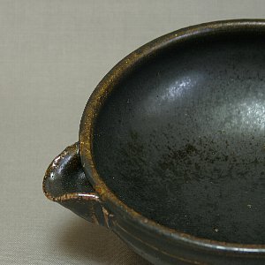 玄釉片口鉢3