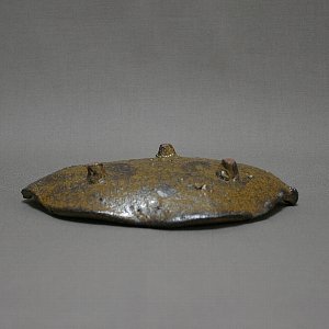 伊羅保木の葉皿3