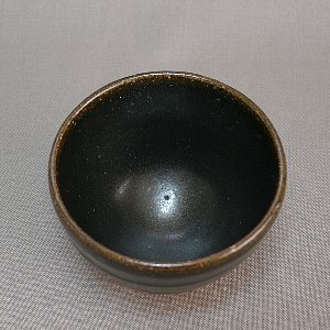 玄釉汲出し1