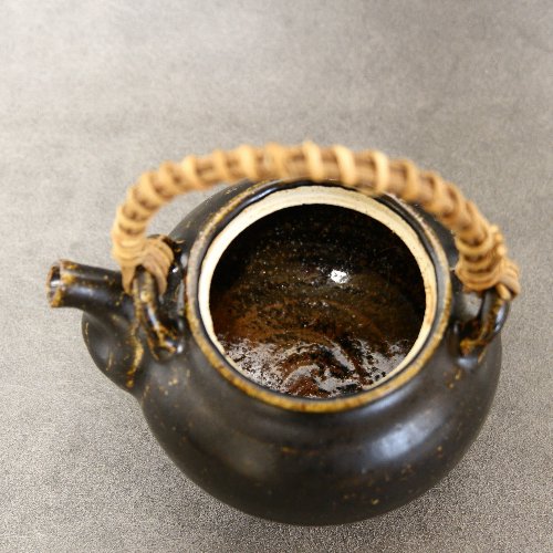 玄釉片口鉢2